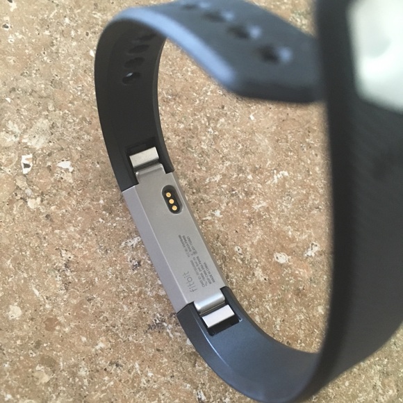 Fitbit Alta - Picture 4 of 5